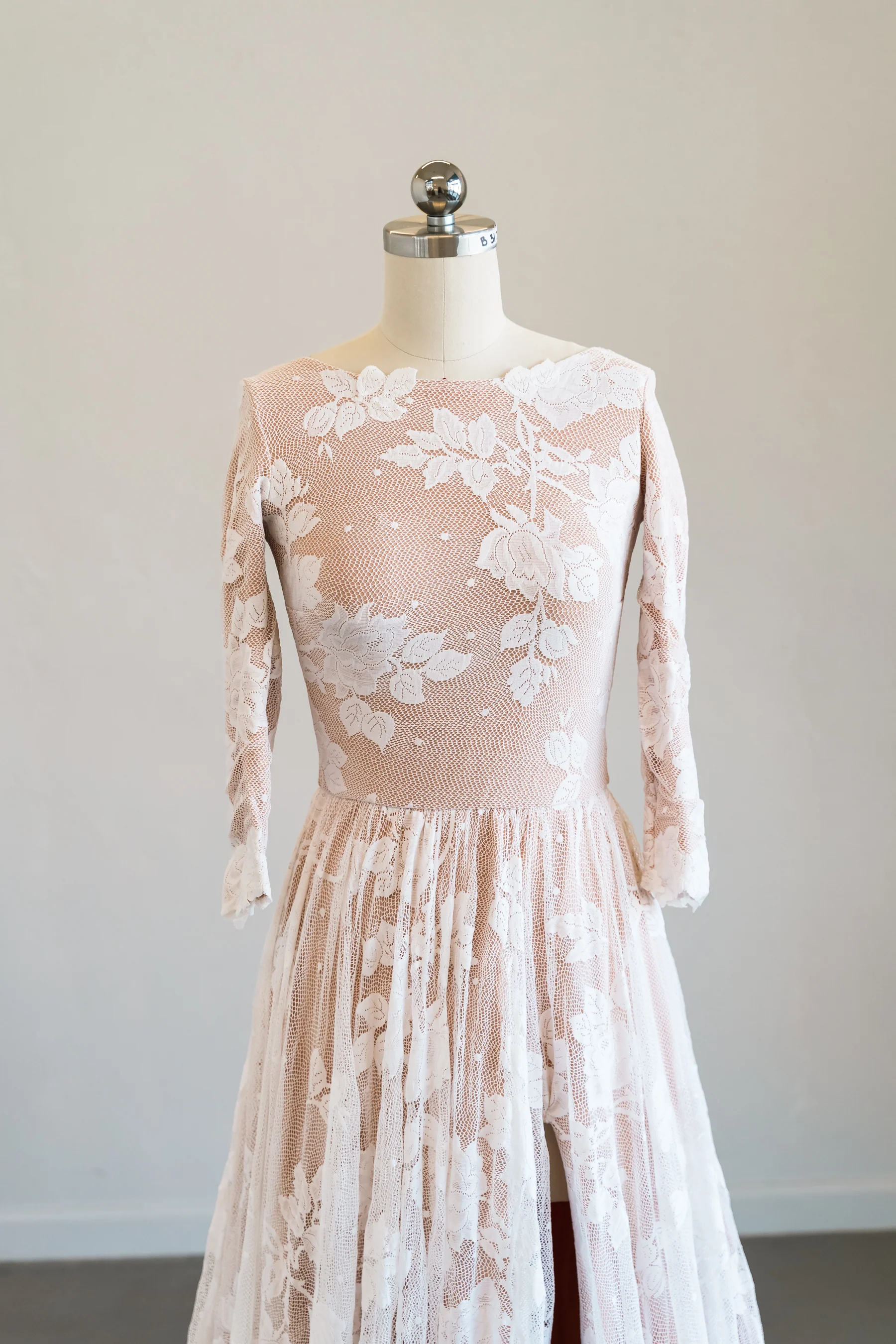 Ari Sample (size XS) - Image 16