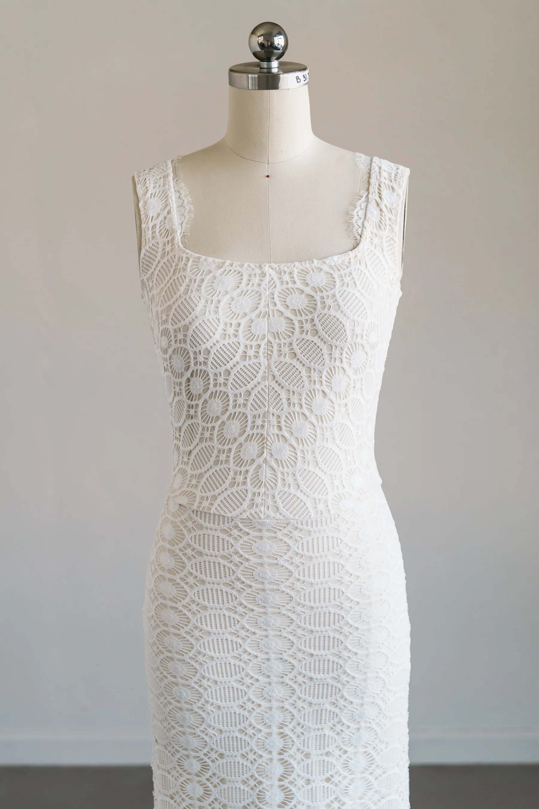 Elle Sample (size S) - Image 28