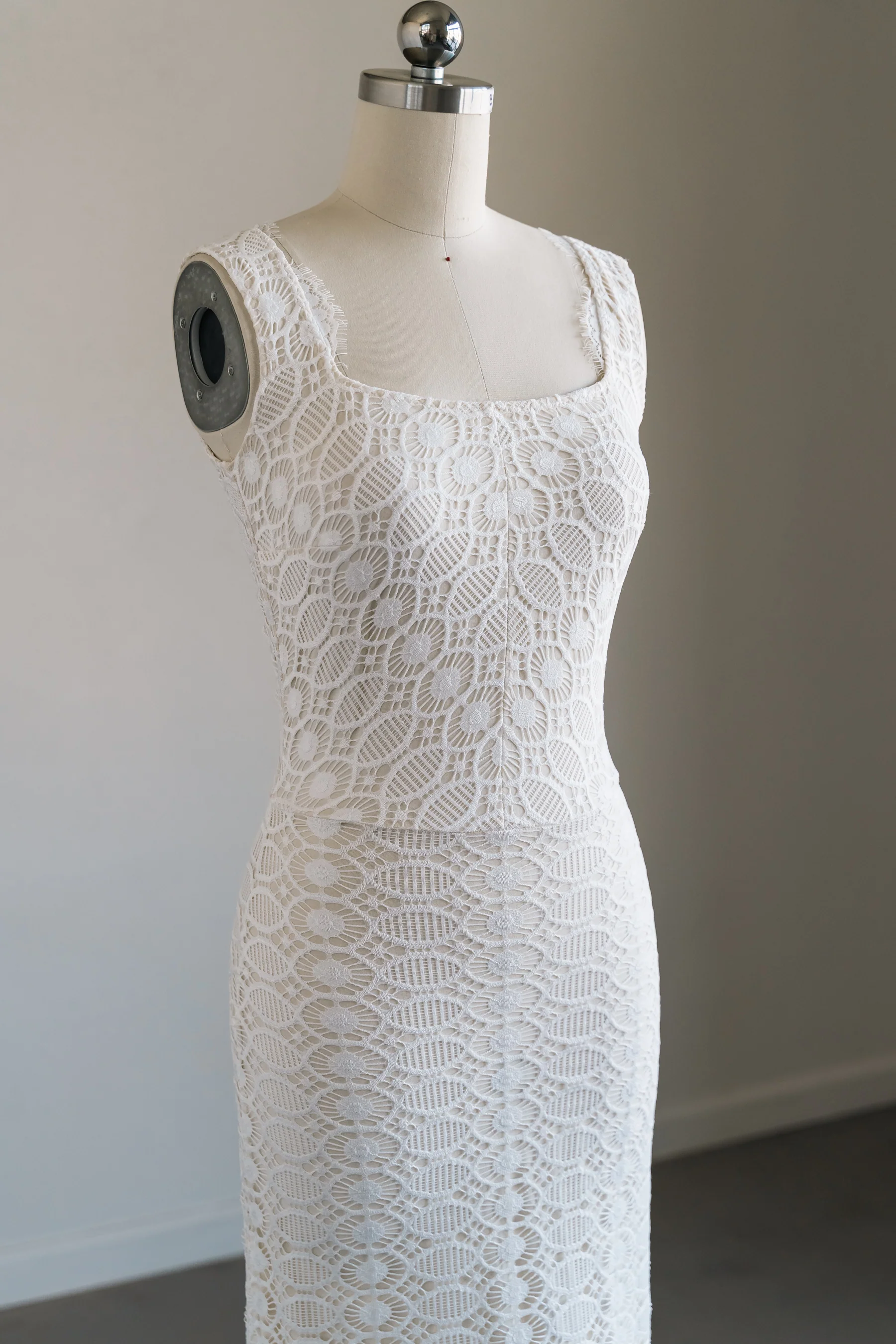 Elle Sample (size S) - Image 29