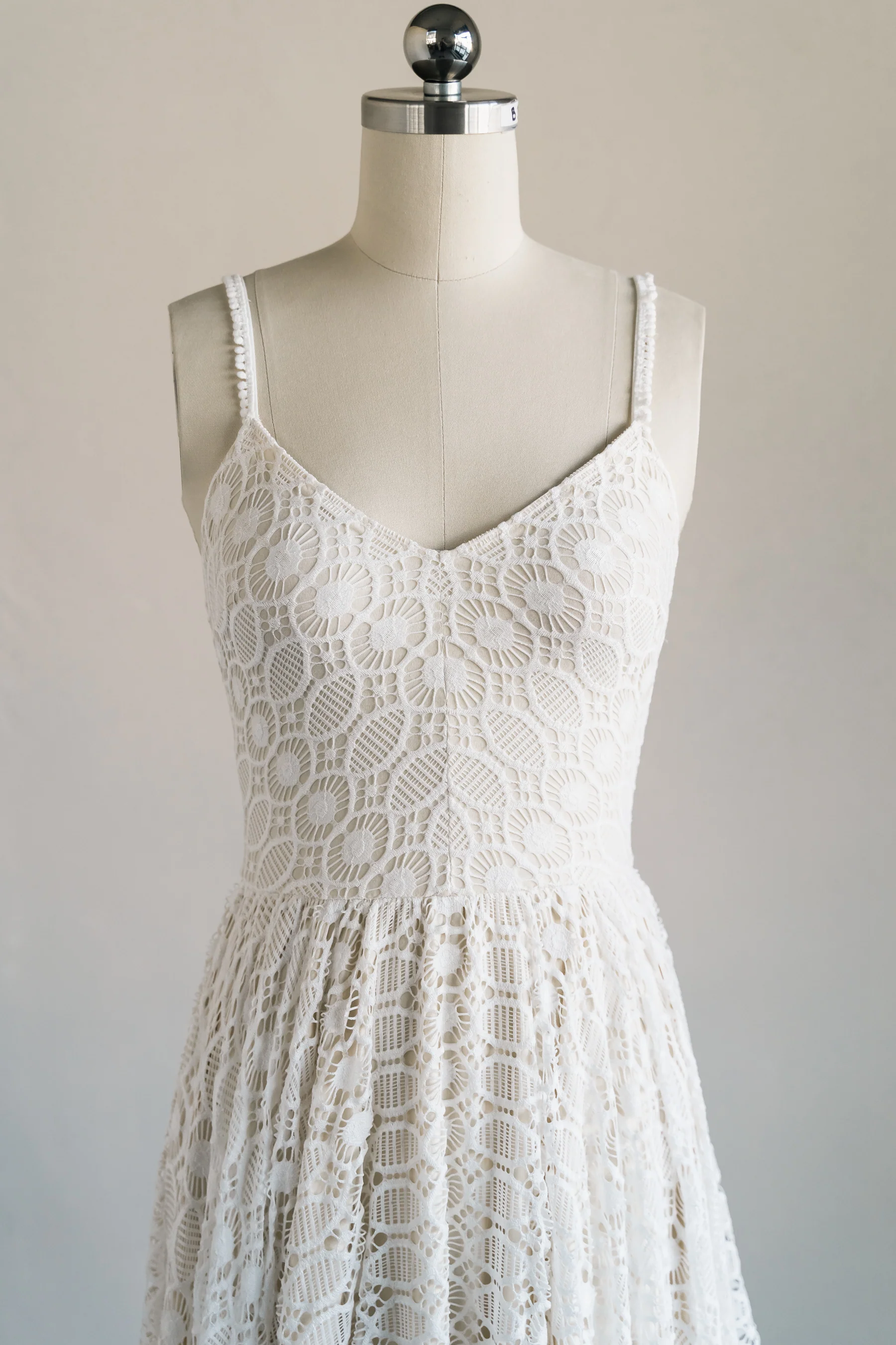 Divya Sample (size XS) - Image 3