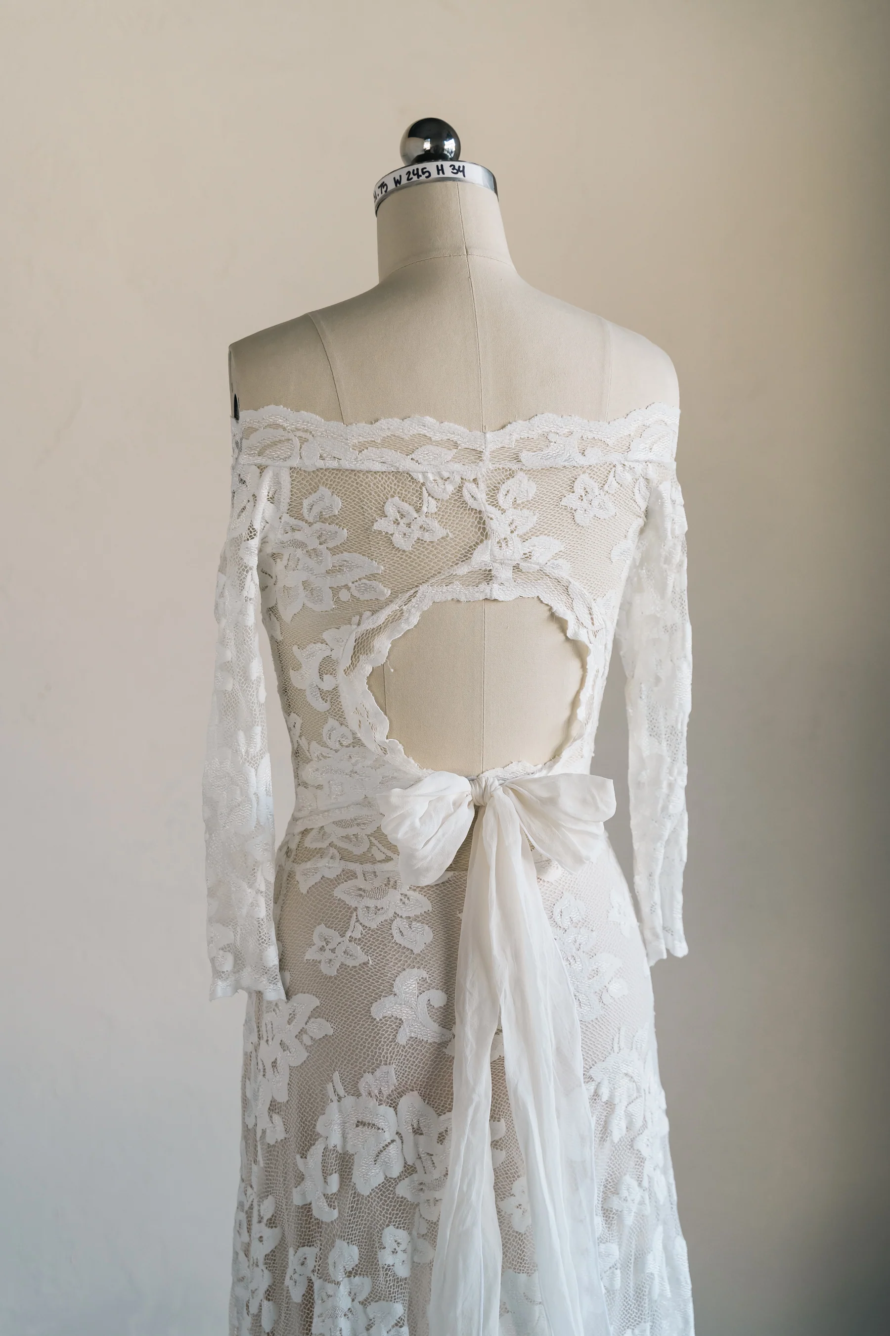 Lennox Chiffon Sample (size S) - Image 15