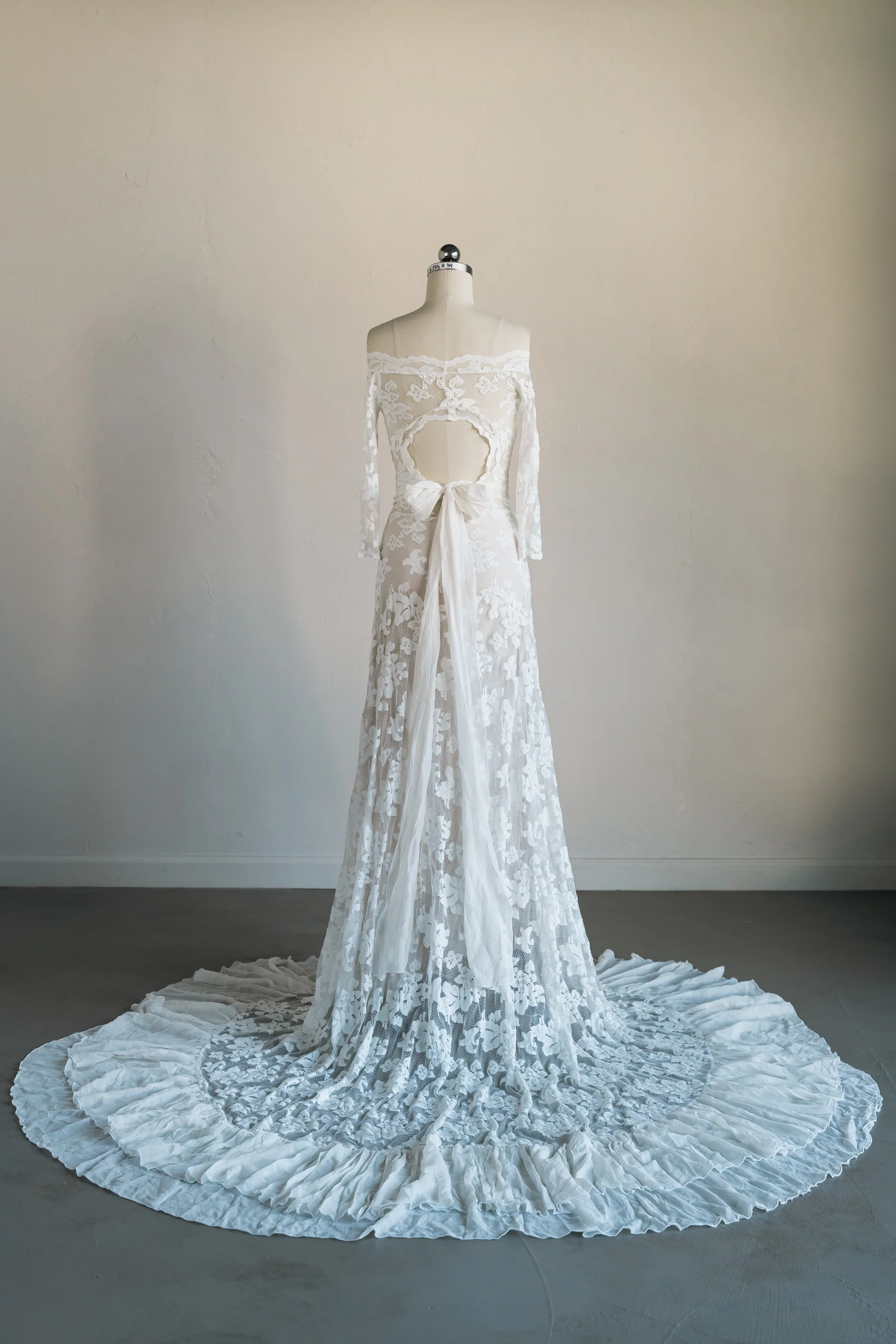 Lennox Chiffon Sample (size S) - Image 16