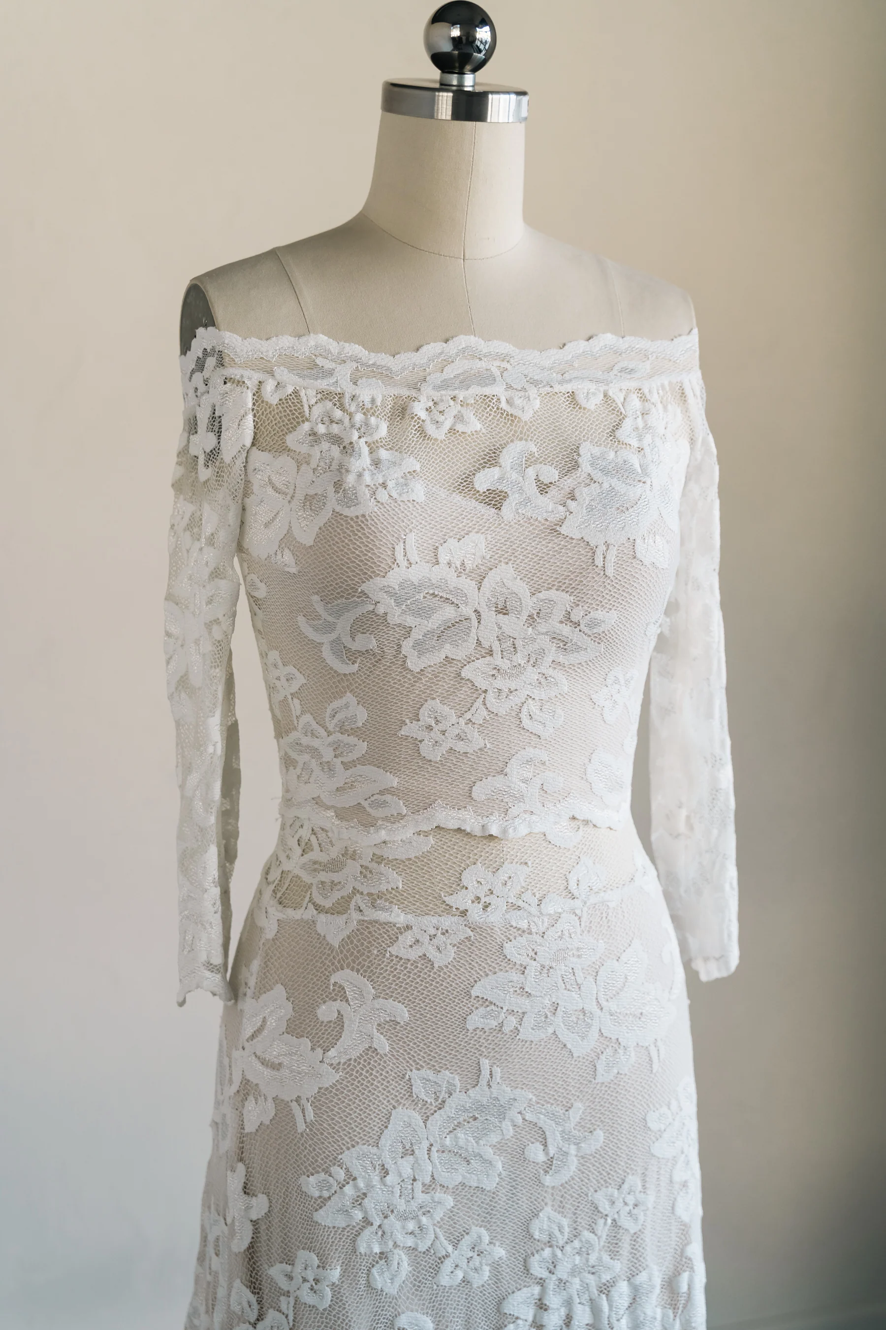 Lennox Chiffon Sample (size S) - Image 17